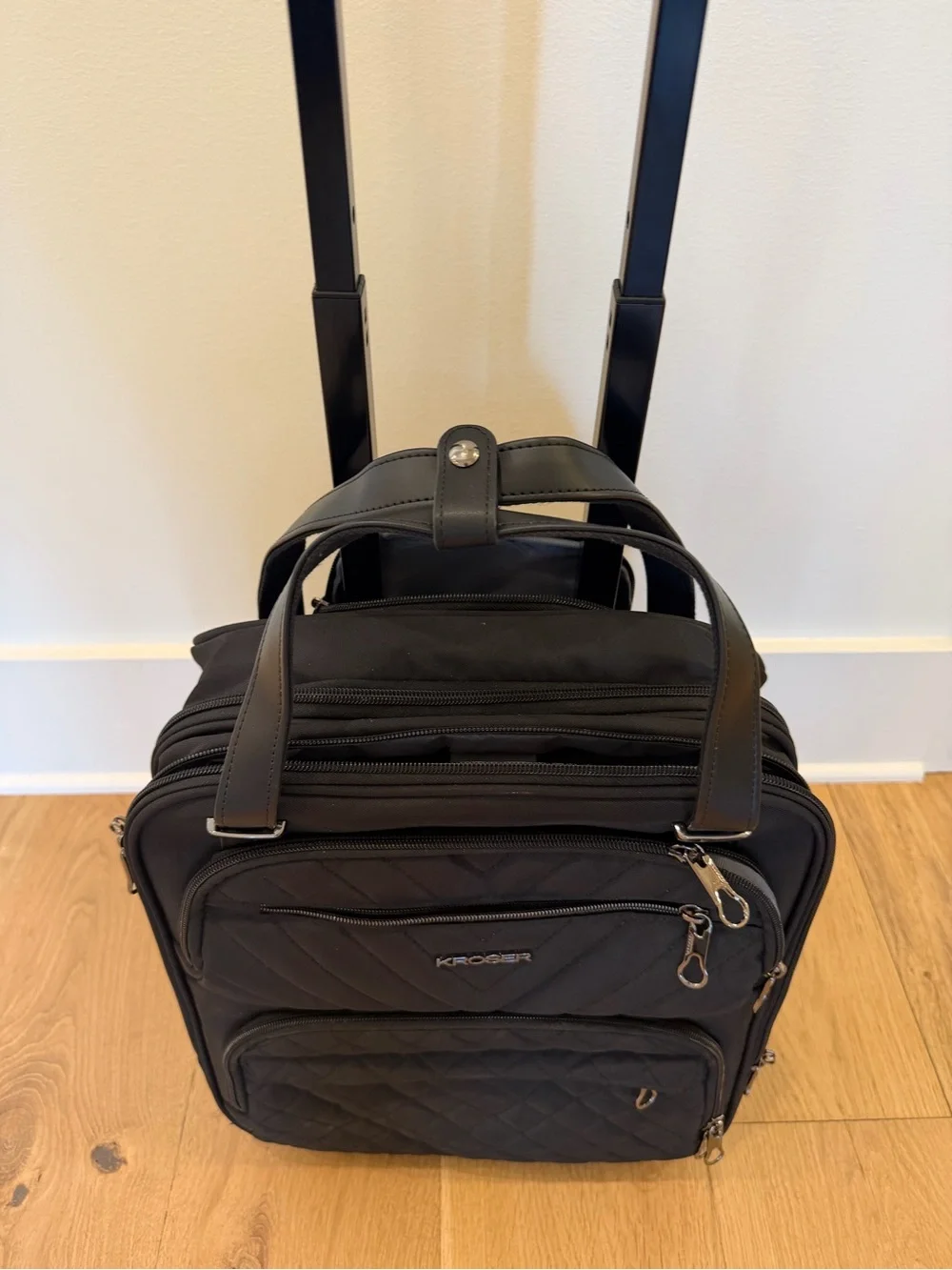 Kroser Black Quilted Carry-On Rolling Suitcase
